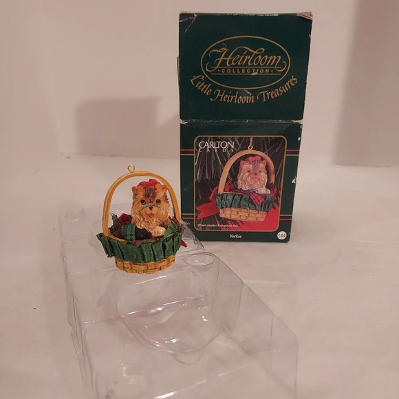Carlton Cards Little Heirloom Treasures Yorkie Dog Christmas Tree Ornament - Picture 1 of 12